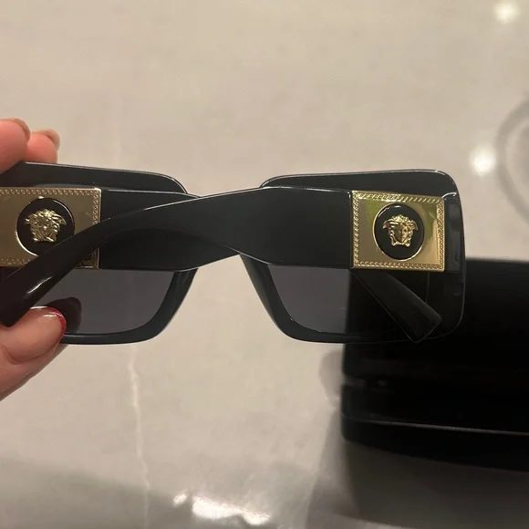 Versace Glossy Black Sunglasses - Picture 3 of 7